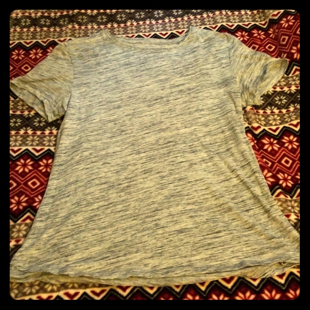 Black and white t-shirt